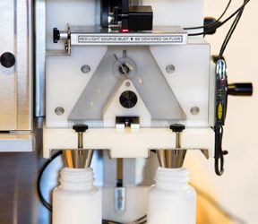 Electronic Tablet Counter Features Clear Gelcap Mode